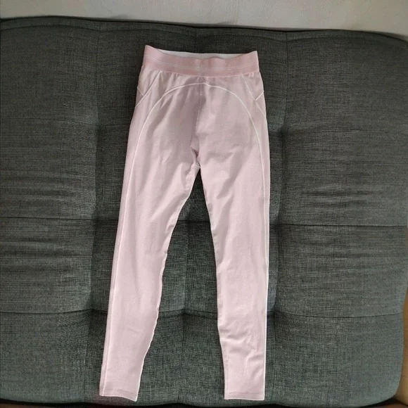 ALO Yoga Women's Blush Pink Sports Bra And Pants Set